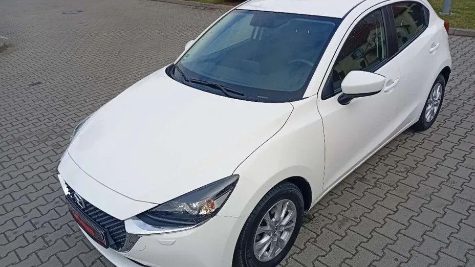 MAZDA 2 -