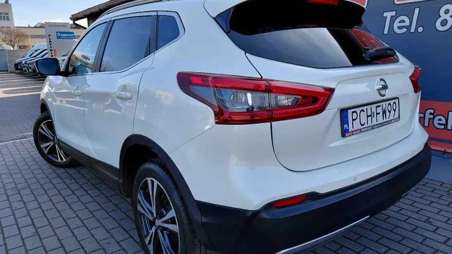 NISSAN Qashqai -