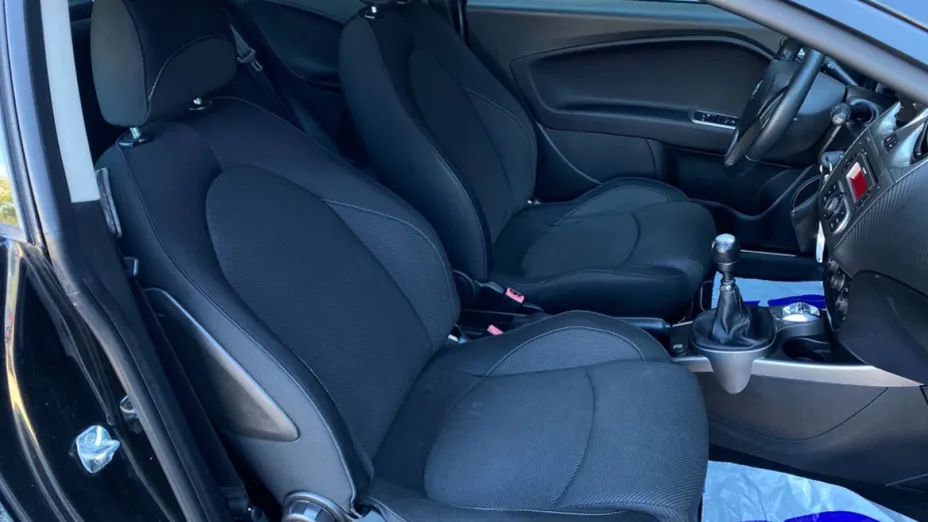 ALFA ROMEO MiTo -