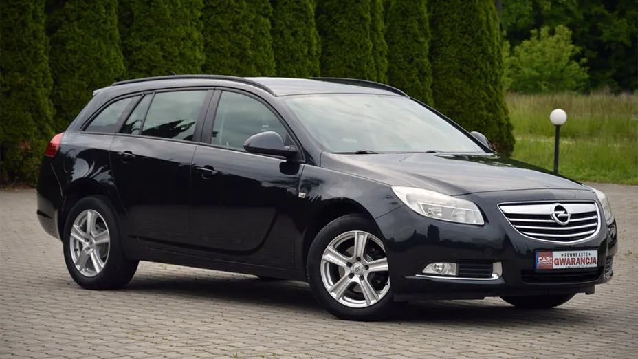 OPEL Insignia -