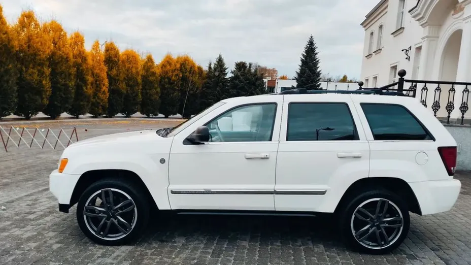 JEEP Grand Cherokee -