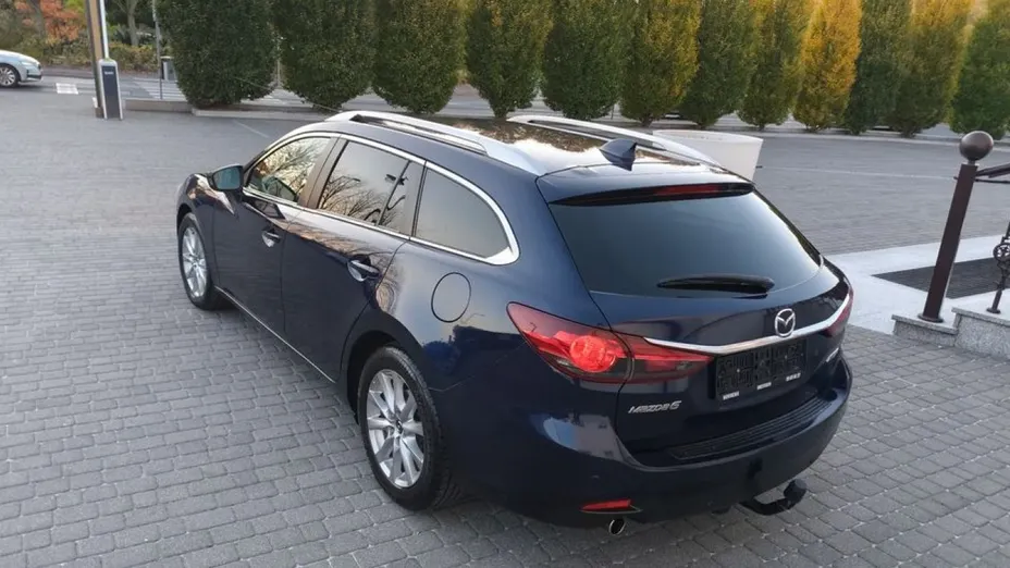 MAZDA 6 -