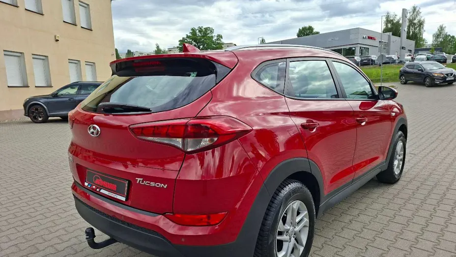 HYUNDAI Tucson -