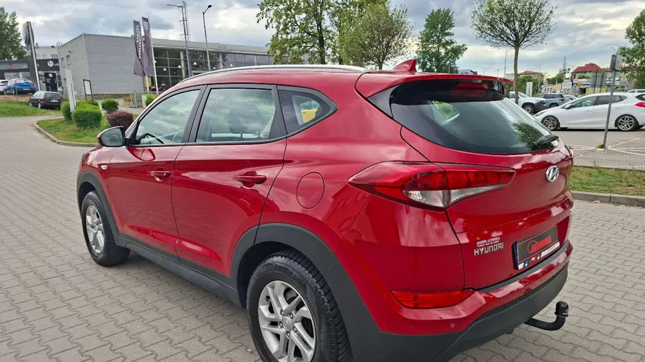 HYUNDAI Tucson -