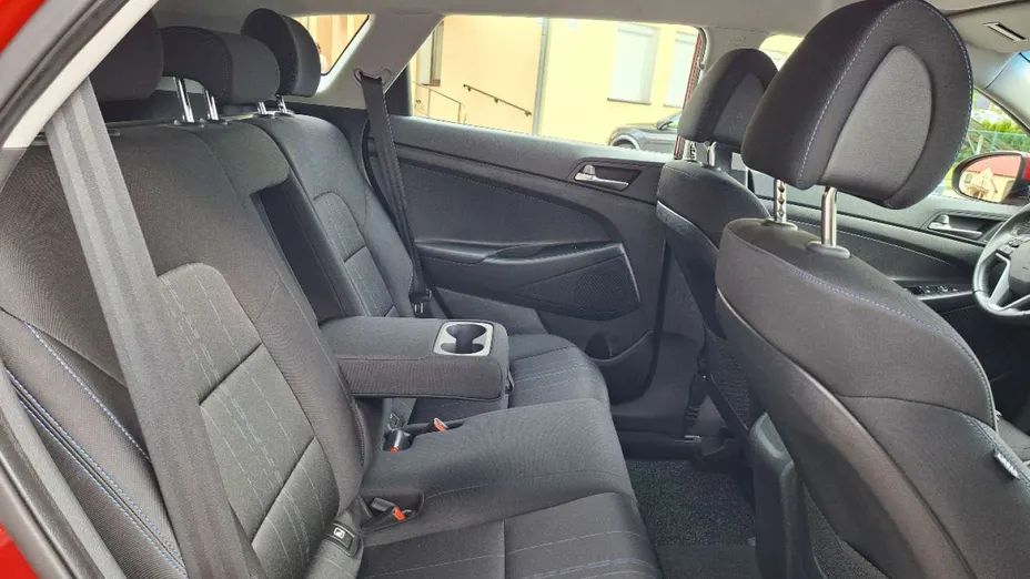 HYUNDAI Tucson -