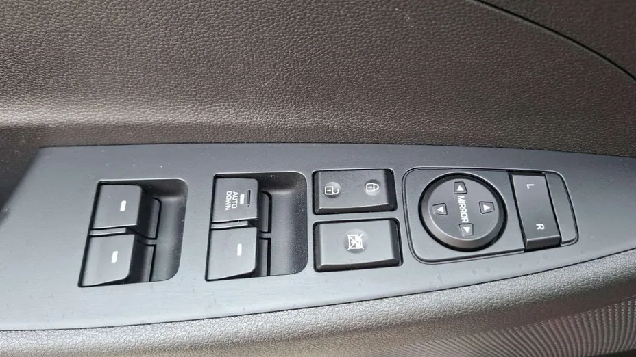 HYUNDAI Tucson -