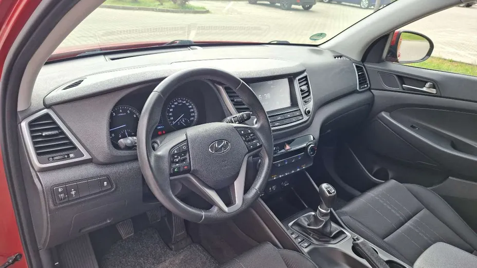 HYUNDAI Tucson -