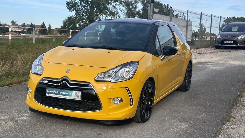 CITROEN DS3 -