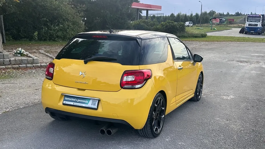 CITROEN DS3 -