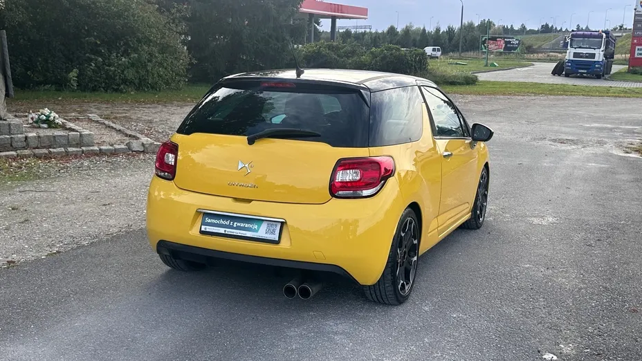 CITROEN DS3 -