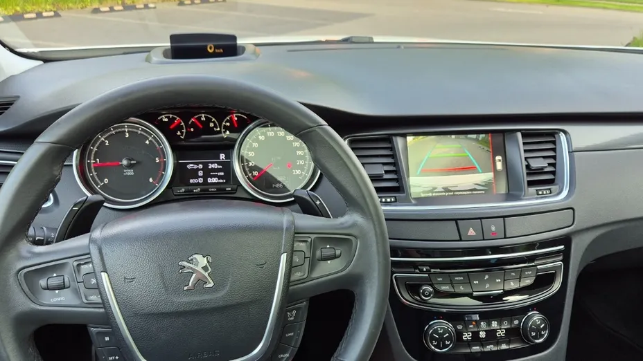 PEUGEOT 508 -