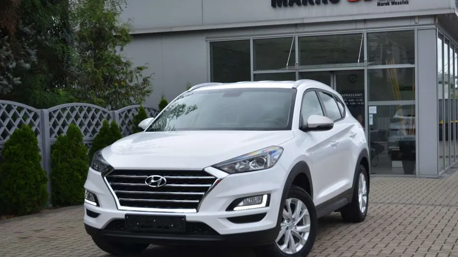 HYUNDAI Tucson -