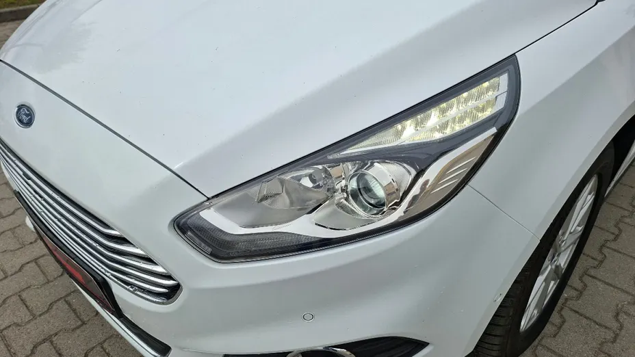 FORD S-MAX -