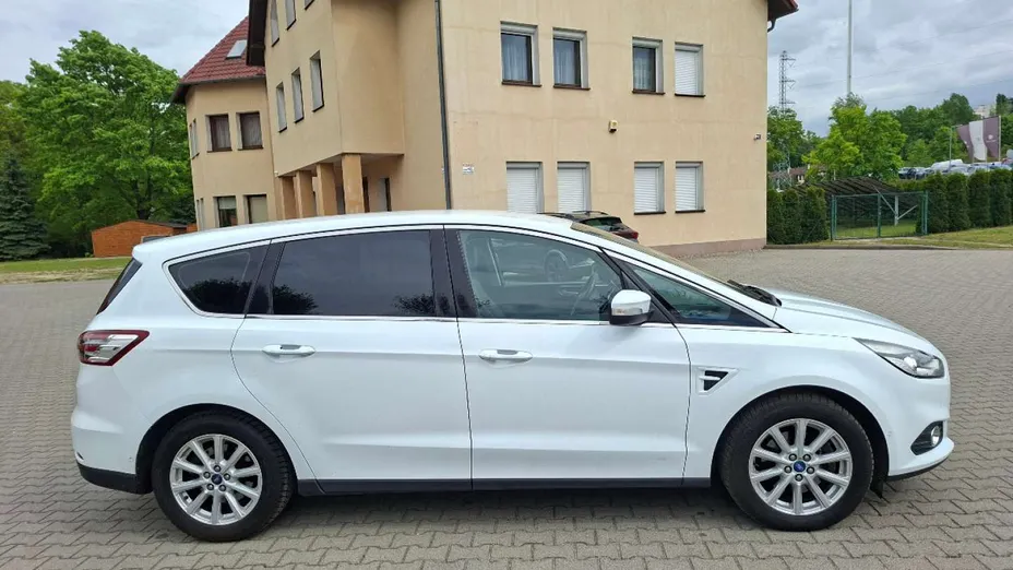 FORD S-MAX -