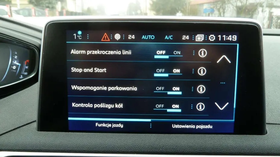 PEUGEOT 3008 -