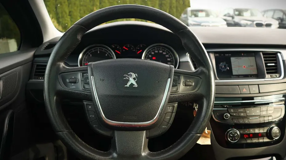 PEUGEOT 508 -