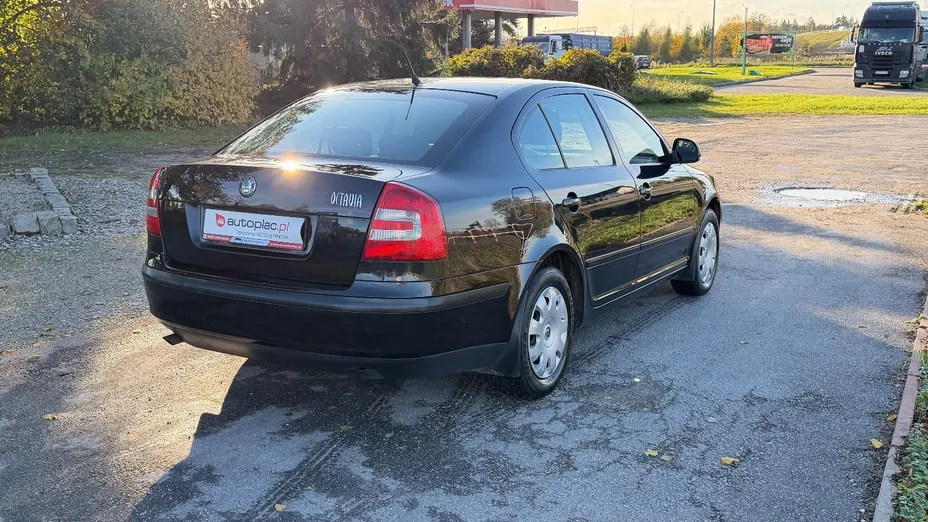 SKODA Octavia -
