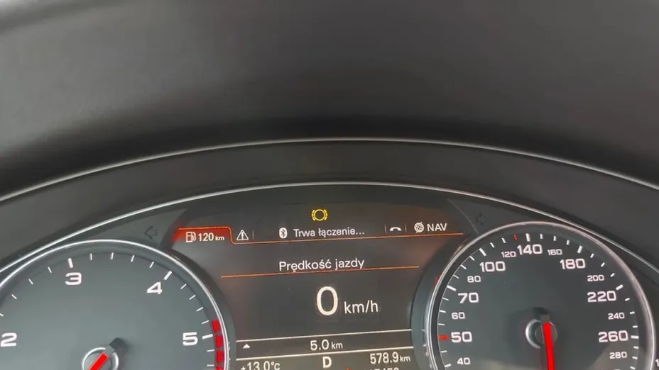 AUDI A6 -