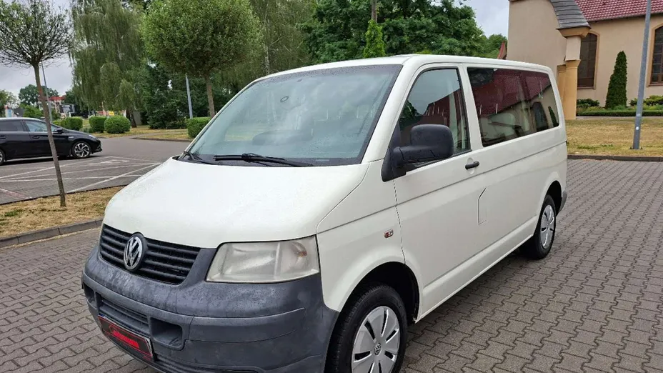 VOLKSWAGEN Transporter -