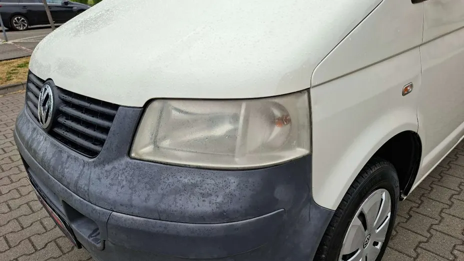 VOLKSWAGEN Transporter -