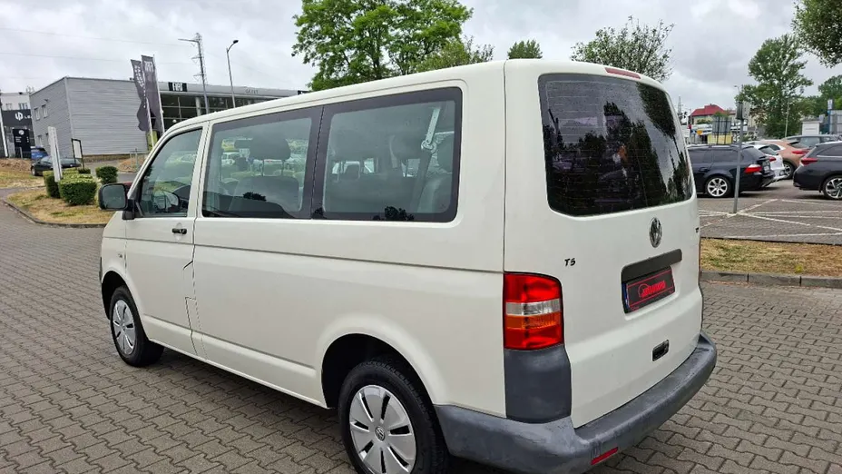 VOLKSWAGEN Transporter -