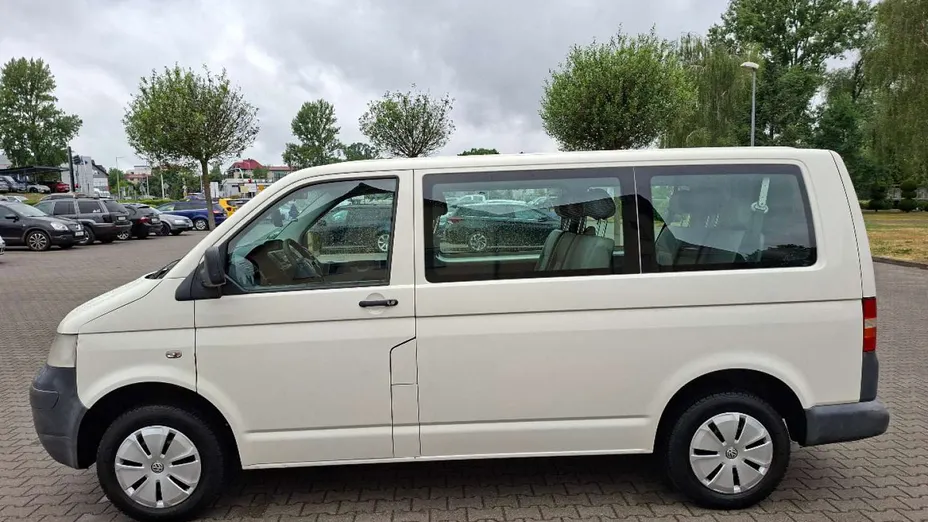 VOLKSWAGEN Transporter -
