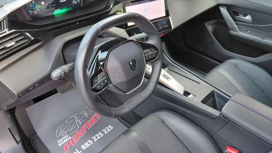 PEUGEOT 308 -