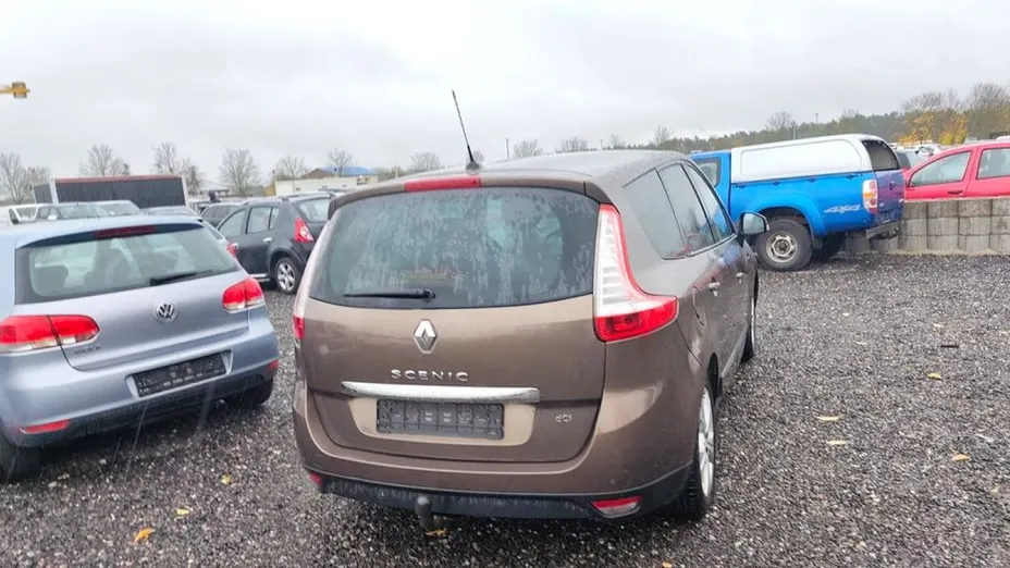 RENAULT Grand Scenic -