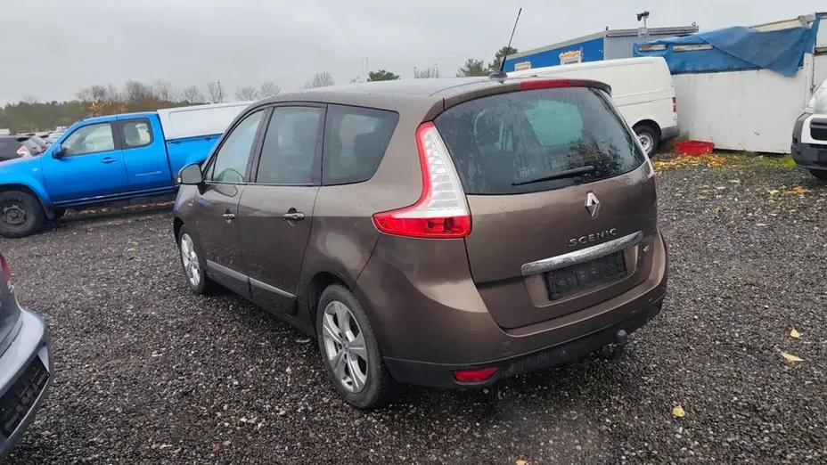RENAULT Grand Scenic -