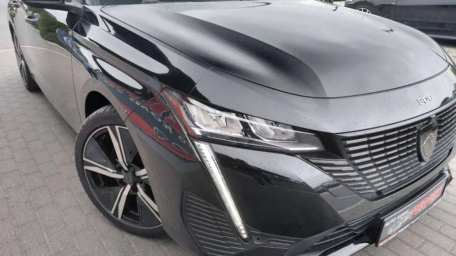 PEUGEOT 308 -