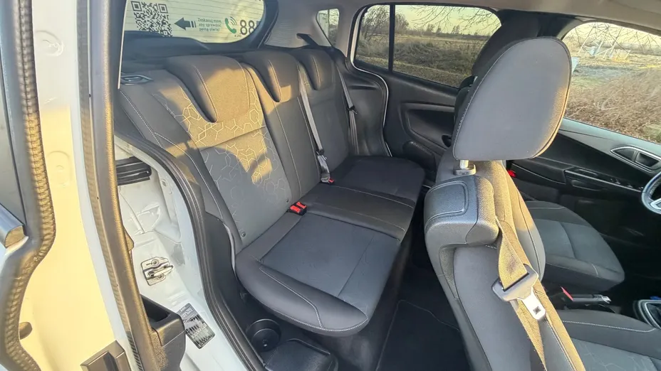 FORD B-MAX -