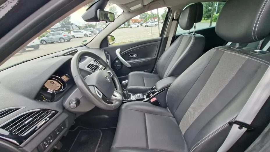 RENAULT Megane -