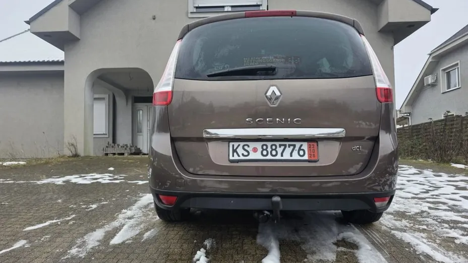RENAULT Grand Scenic -