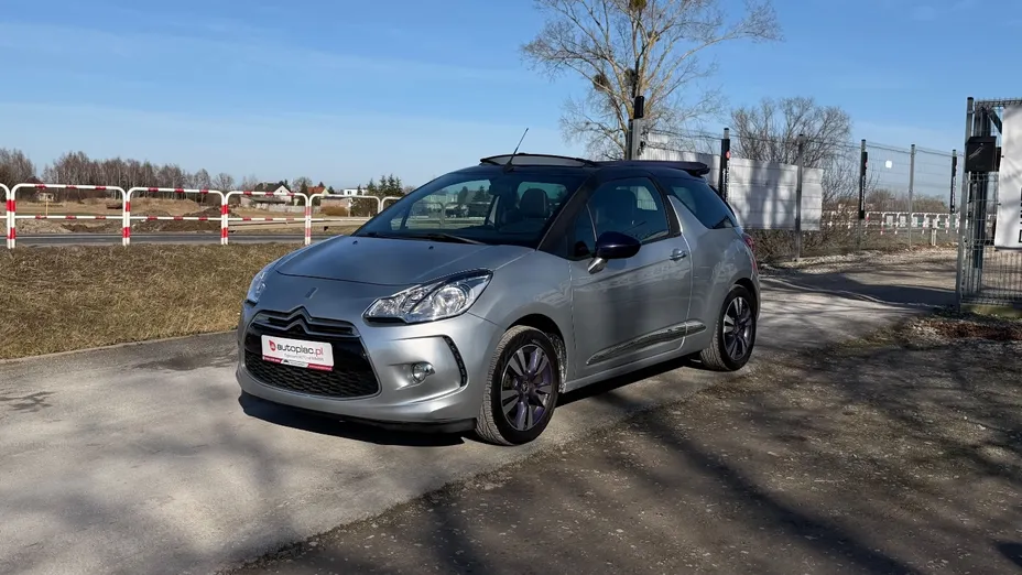 CITROEN DS3 -