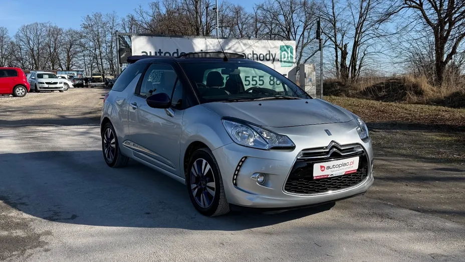 CITROEN DS3 -