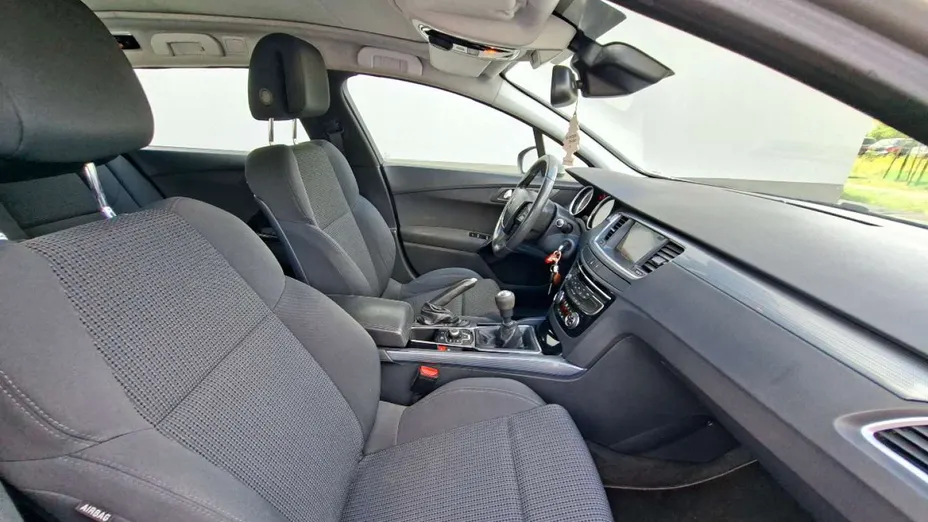 PEUGEOT 508 -