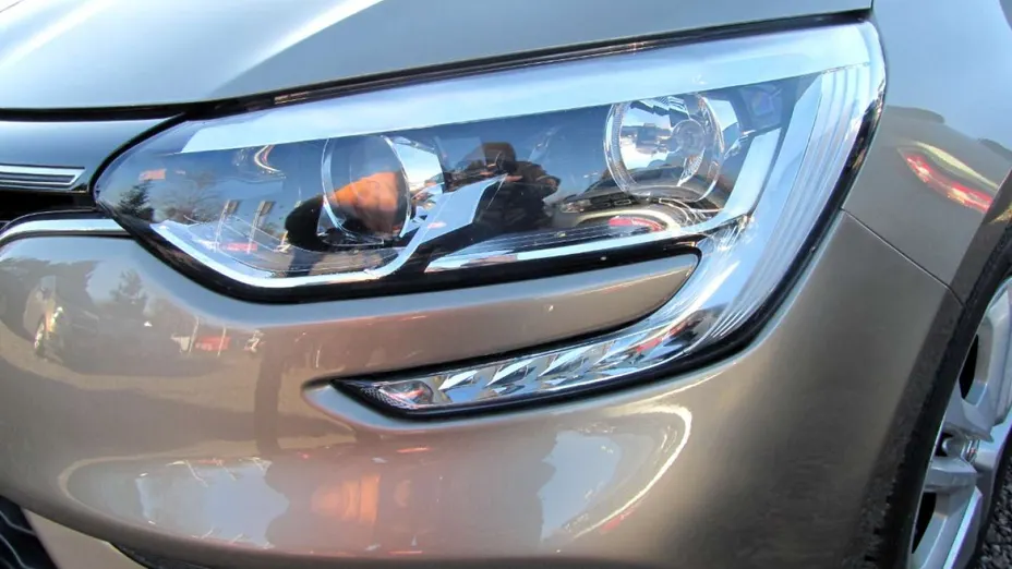 RENAULT Megane -