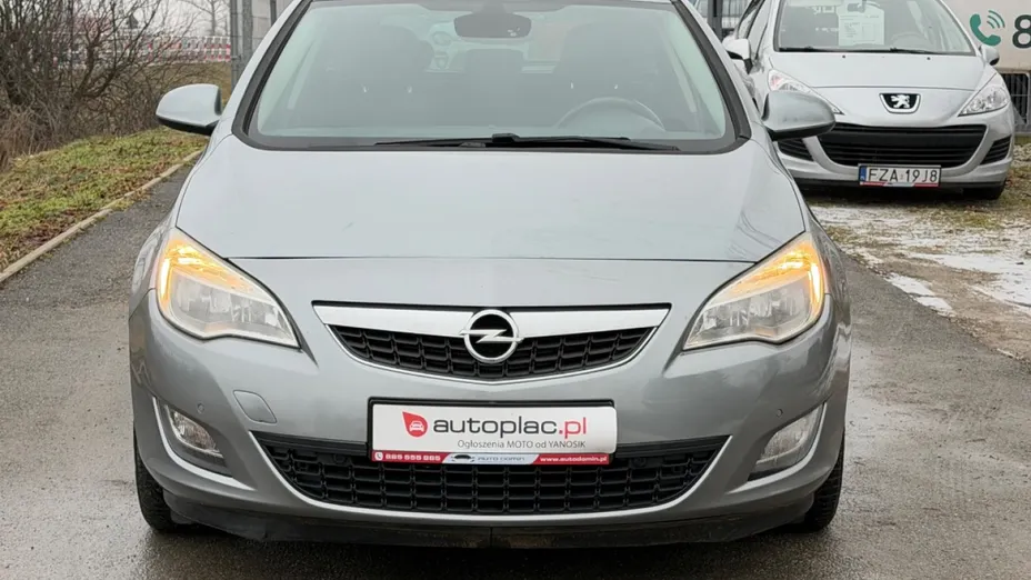 OPEL Astra -