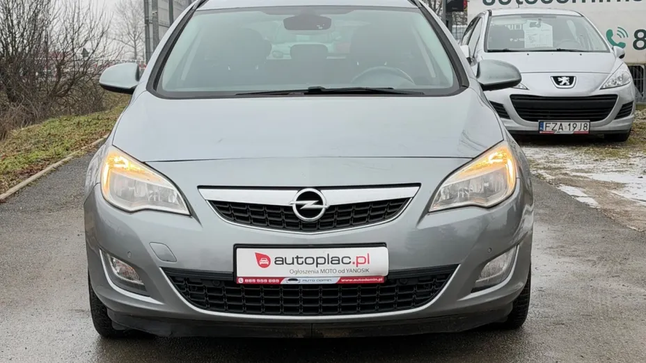 OPEL Astra -