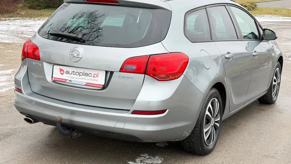 OPEL Astra -