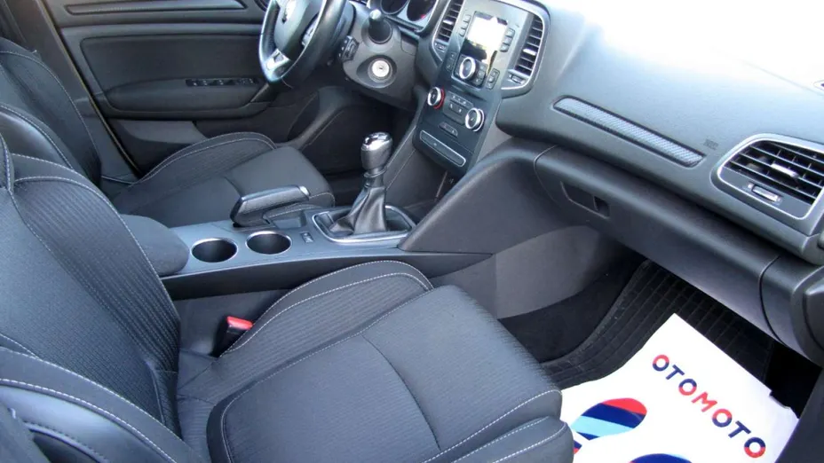 RENAULT Megane -