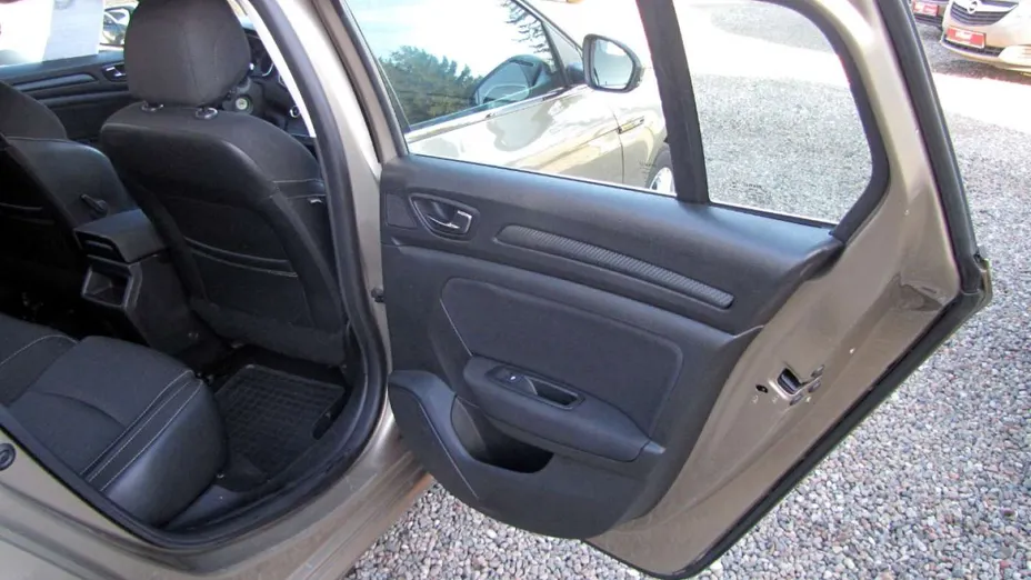 RENAULT Megane -