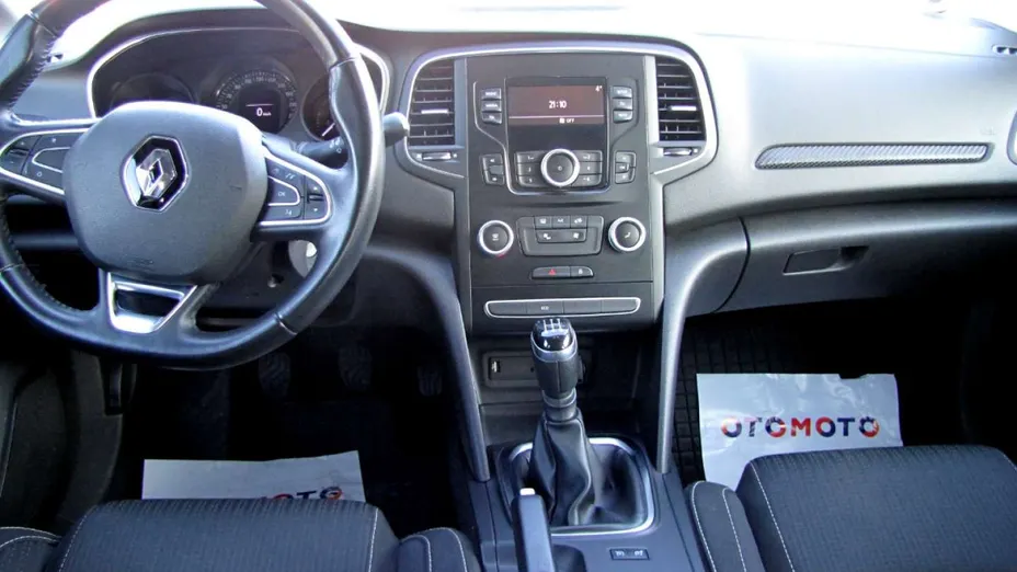 RENAULT Megane -