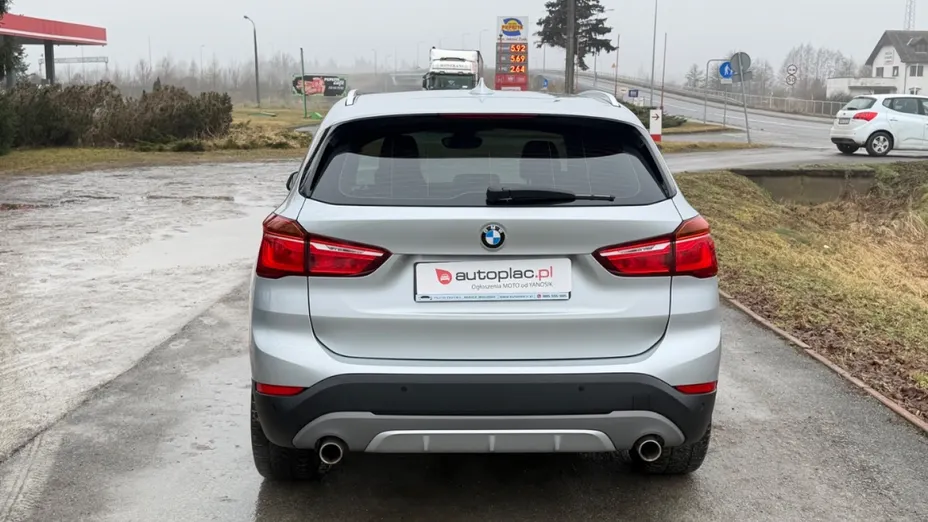BMW X1 -