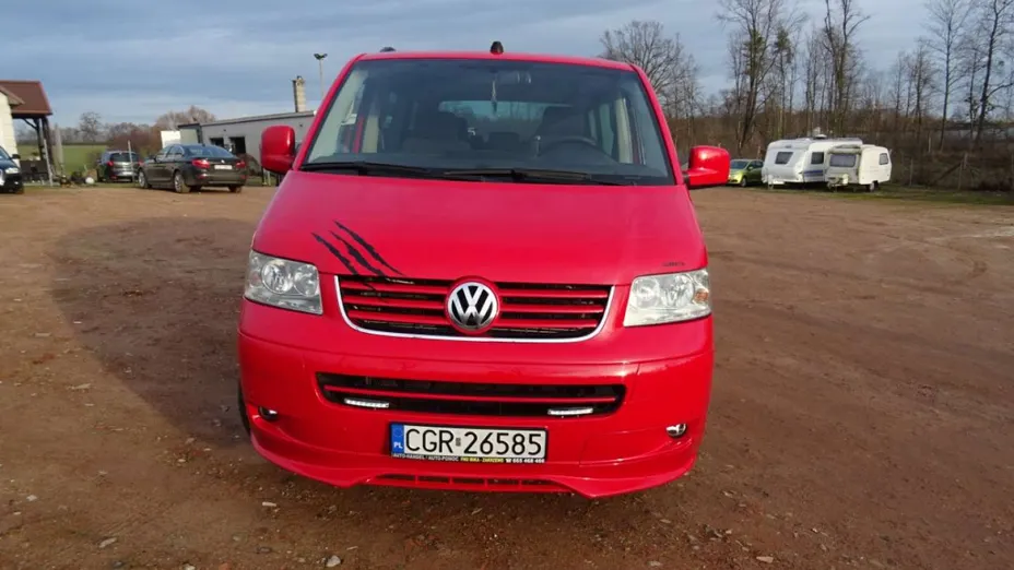 VOLKSWAGEN Multivan -