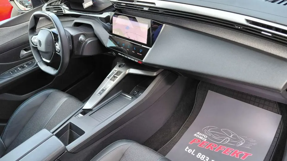 PEUGEOT 308 -