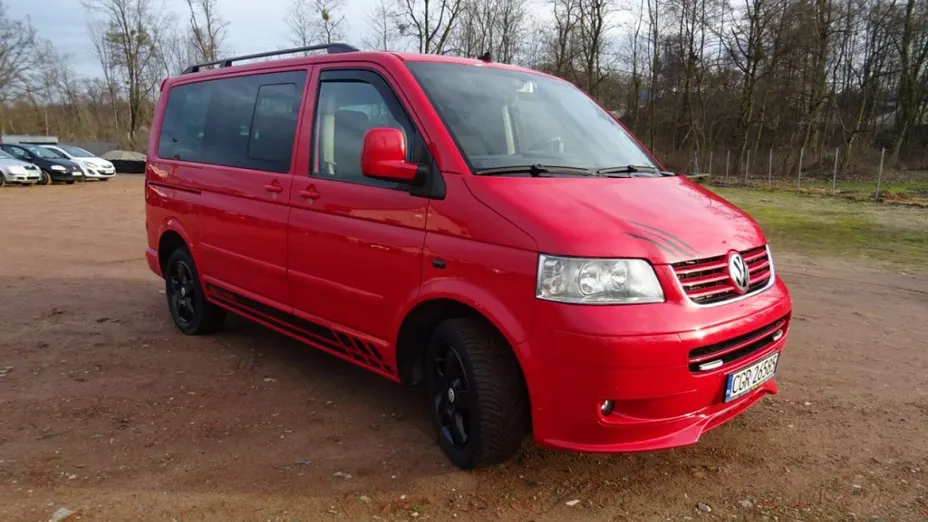 VOLKSWAGEN Multivan -