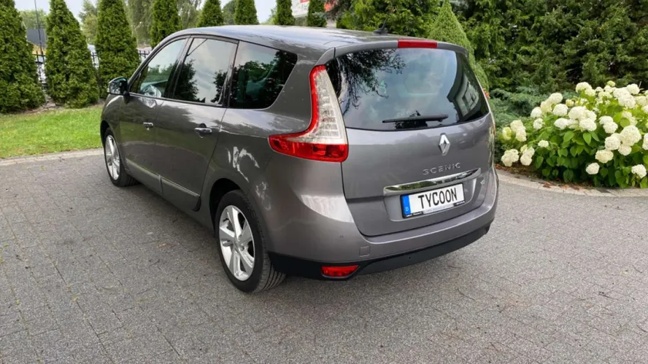 RENAULT Grand Scenic -