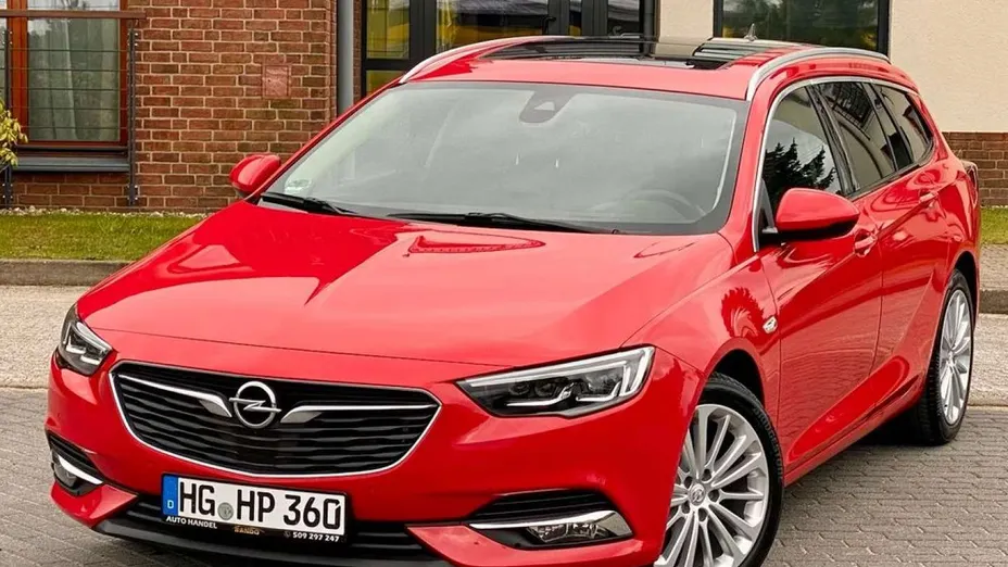 OPEL Insignia -