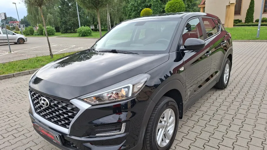 HYUNDAI Tucson -